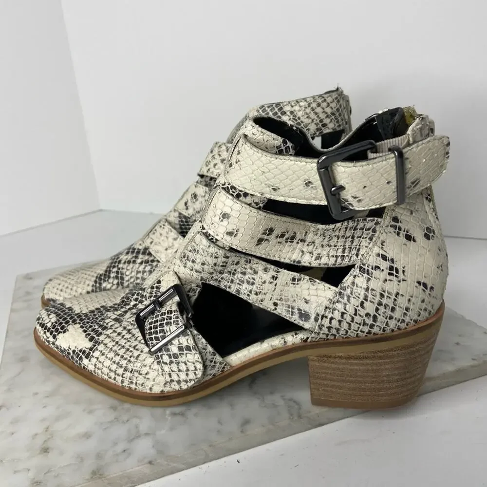 New Crevo Python Snakeskin Ankle Boots Cream Leather Cutout Heeled Bootie 7.5